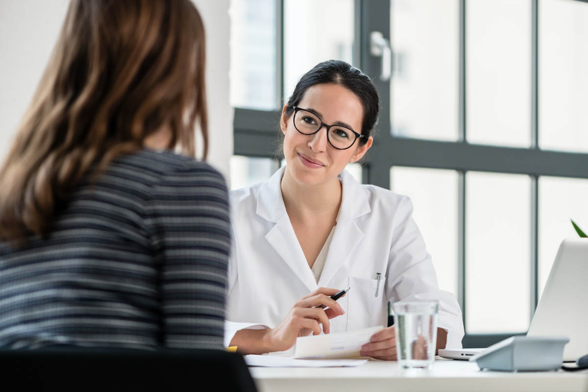 a doctor talks to a patient about ativan vs xanax